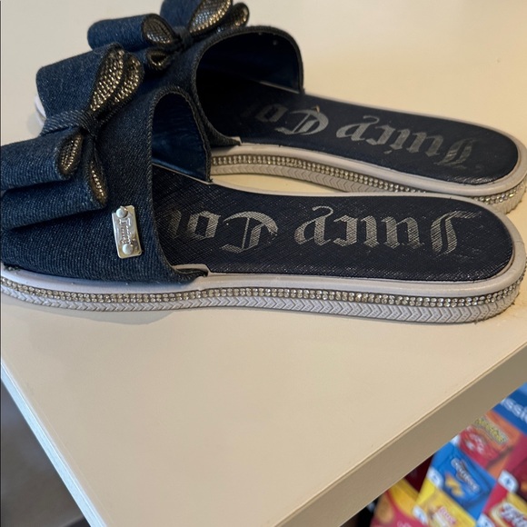 Juicy Couture Ladies Navy Bow Slide Sandals - Picture 5 of 9